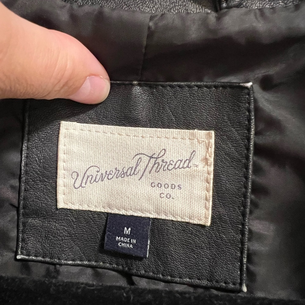 Universal Thread Jacket - Picture 2 of 4